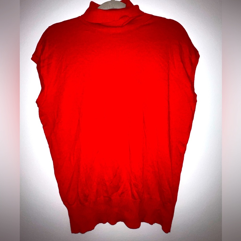 Ann Taylor Sleveless Turtleneck